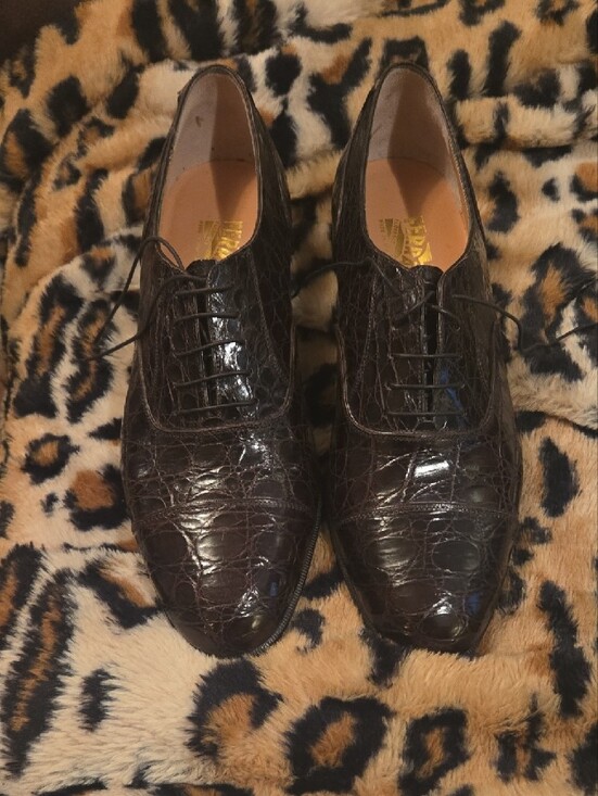 Salvatore Ferragamo Brown Croc-Embossed Leather Oxfords Salvatore Ferragamo Dark Brown Croc-Embossed Leather Oxfords main image 4